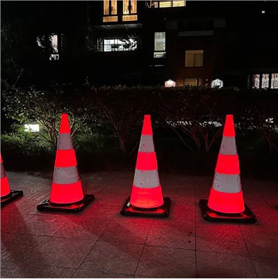 Knipperende reflecterende opvouwbare verkeerskegels